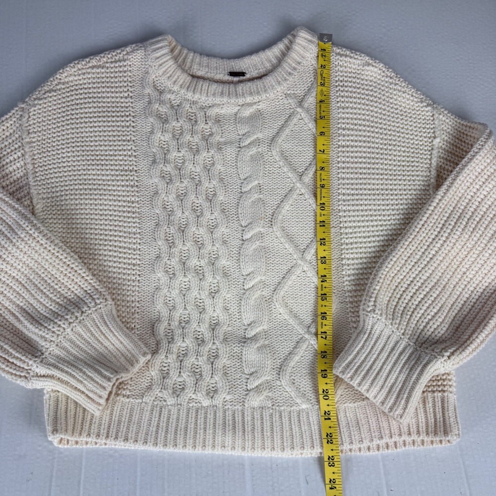 Free People Cream Dream Cable Knit Sweater Crew Neck Long Sleeve Cozy Size Small - Picture 9 of 9